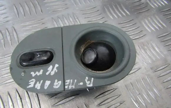 Renault Laguna I Front seat light 770082054