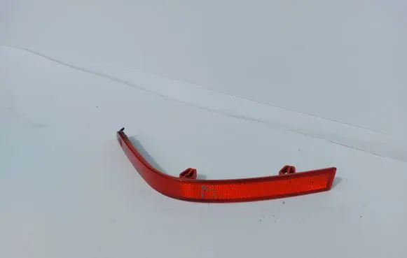 Volkswagen Transporter - Caravelle T6 Rear tail light reflector 