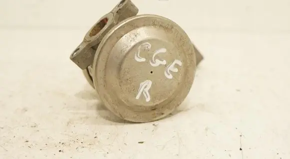 Audi A6 C7 EGR valve 06E131102K