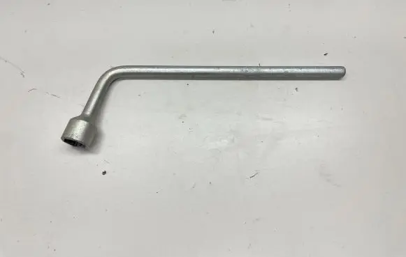 Lexus IS III XE30 Tool set 0915076020