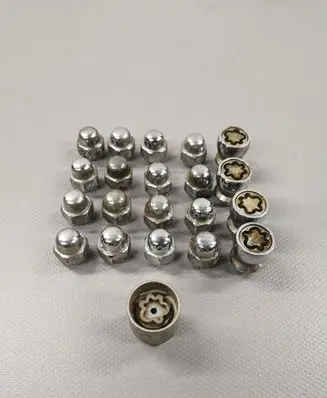 KIA Sportage Nuts/bolts 