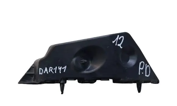 Front bumper mounting bracket