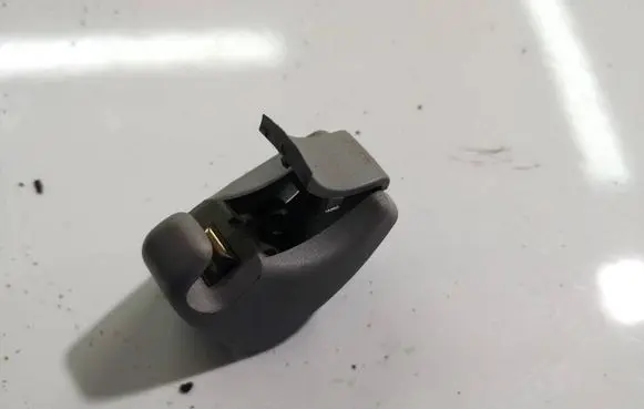 BMW 3 E90 E91 Sun visor clip/hook/bracket 