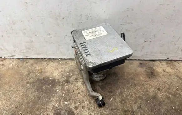 BMW 5 G30 G31 G38 ABS Pump 6889216