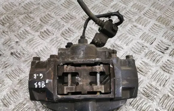 Nissan 370Z Rear brake caliper