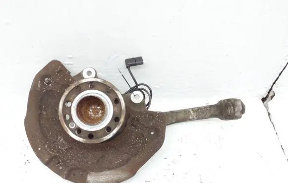 Mercedes-Benz C W205 Front wheel hub spindle knuckle 2052200