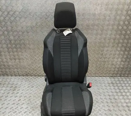 Peugeot 3008 II Front passenger seat 1622708480 1616753580
