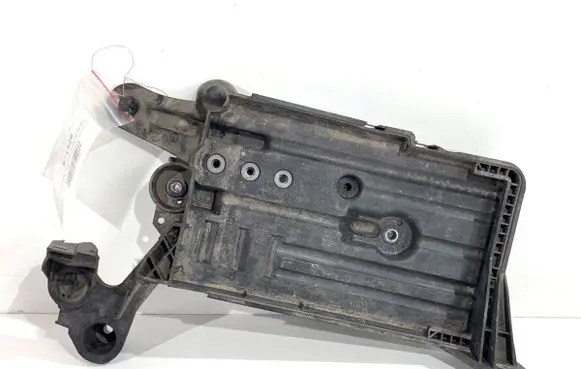 Skoda Octavia Mk3 (5E) Battery bracket 5Q0915321H