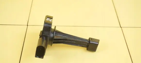 Hyundai i40 Oil level sensor 215902A100 28SP32