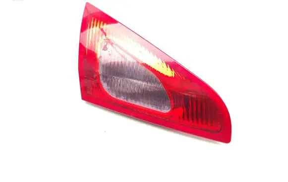 Mitsubishi Colt Tailgate rear/tail lights MN105625