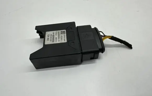 Audi A3 S3 8V Fuel injection pump control unit/module 5Q0906093