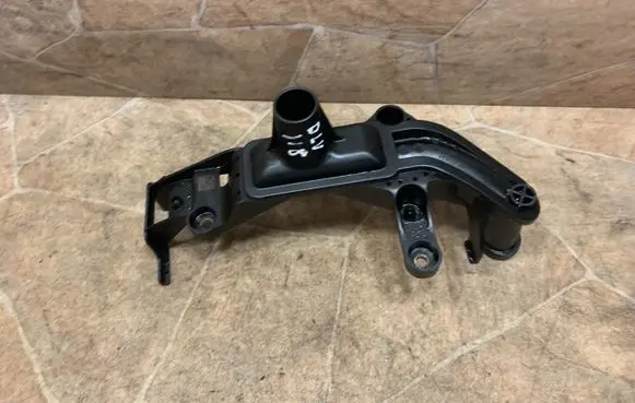 Mercedes-Benz E W212 Oil sump strainer pipe A6511801451