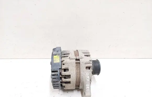 Hyundai i30 Generator/alternator 373002A850 2611067