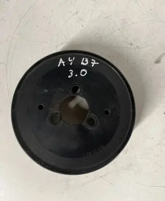 Audi A4 S4 B7 8E 8H Water pump pulley 059121031J