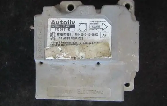 Peugeot 407 Airbag control unit/module 606563100 9659847880