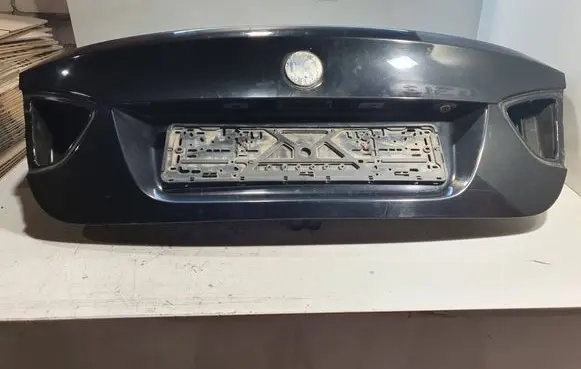 BMW 3 E90 E91 Tailgate/trunk/boot lid 