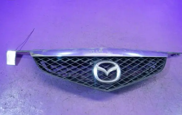 Mazda Premacy Front bumper upper radiator grill