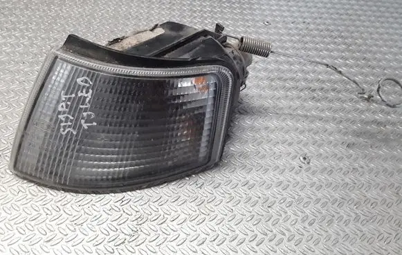 Seat Toledo I (1L) Front indicator light
