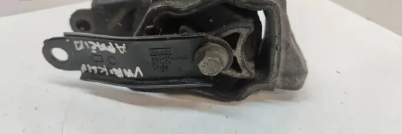 Volvo V70 Engine mount bracket 30748173 6G926P082LB