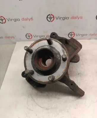 Ford C-MAX II Front wheel hub 3K171