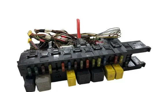 Mercedes-Benz E W211 Fuse module 215452101
