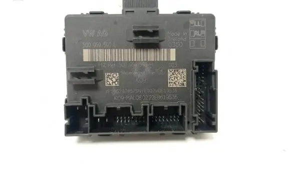 Volkswagen Golf VIII Door control unit/module 5Q0959593F