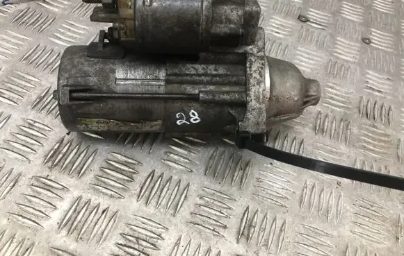 BMW 5 E60 E61 Starter motor 7787354