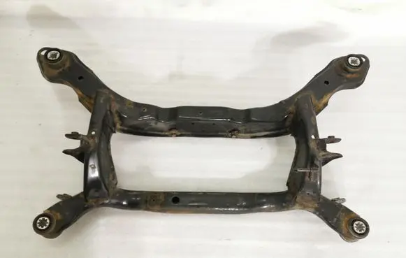 Volvo V60 Rear subframe 