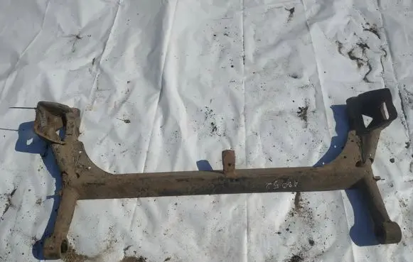 Mazda 121 SM Rear subframe 