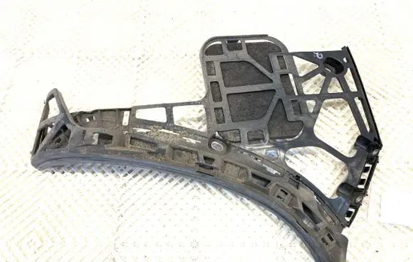 Mercedes-Benz GLE W167 Rear bumper mounting bracket A1678804200