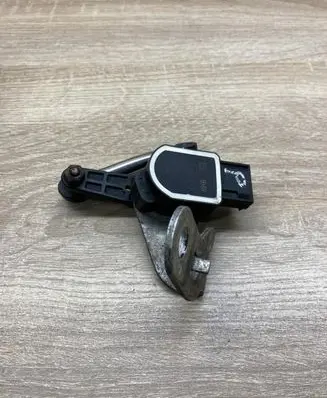 BMW X5 E70 Headlight/headlamp level sensor 6778813 6763734
