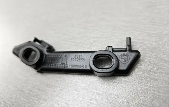 BMW 1 F20 F21 Front bumper mounting bracket 7272555 51117272555