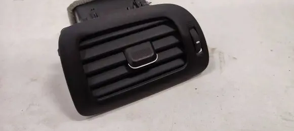 Chevrolet Volt I Cabin air duct channel 20831006 D16010 25937470