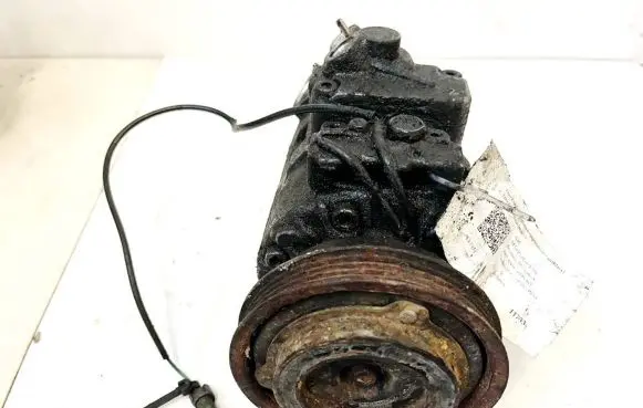 Audi A4 S4 B5 8D Air conditioning (A/C) compressor (pump) 8d0260808