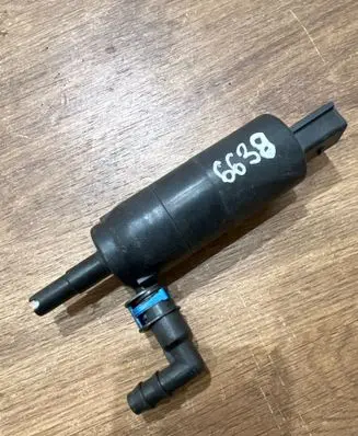 BMW 3 E90 E91 Headlight washer pump 8377430