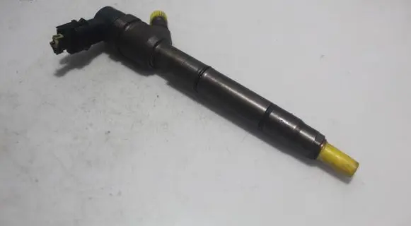 KIA Ceed Fuel injector 0445110320