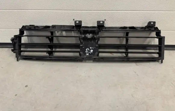 Porsche Cayenne (9Y0 9Y3) Intercooler air channel guide 8028149KPD161 232100281499