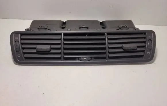 Peugeot 807 Dash center air vent grill 1491965077 1846594 1484107077