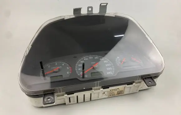 Volvo S40, V40 Speedometer (instrument cluster) 30857569H