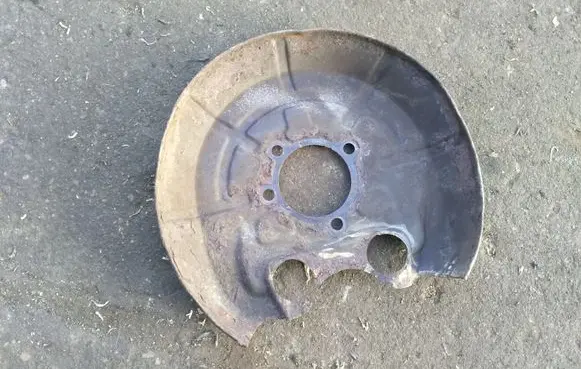 Opel Vectra C Rear brake disc plate dust cover 