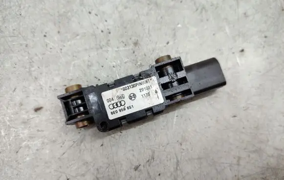 Audi A4 S4 B6 8E 8H Airbag deployment crash/impact sensor 8E0959651