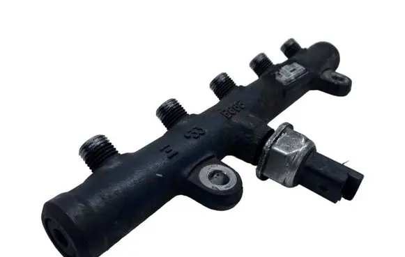 Volvo V50 Fuel main line pipe 9654726280