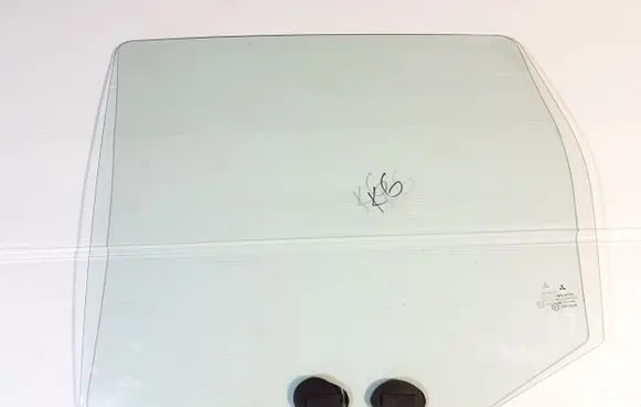 Mitsubishi Colt Rear door window glass 43R00048