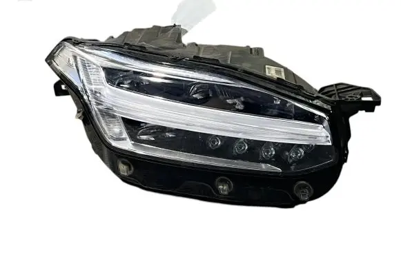 Volvo XC90 Headlight/headlamp 31656997