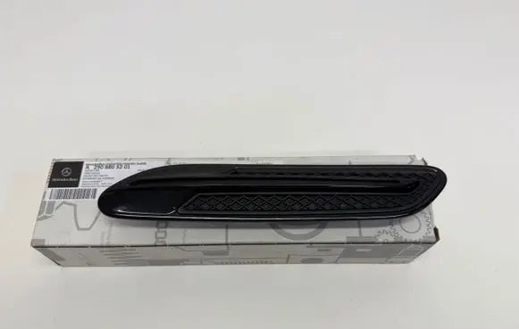 Mercedes-Benz AMG GT 4 x290 w290 Front arch trim A2908803201 A2908806203