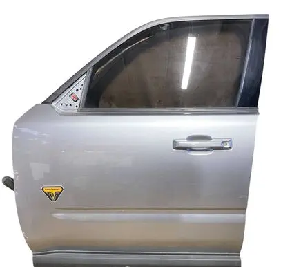 Ford Bronco Front door M1PBS214A51AD JX7T14B531AG JX7T14F142AA