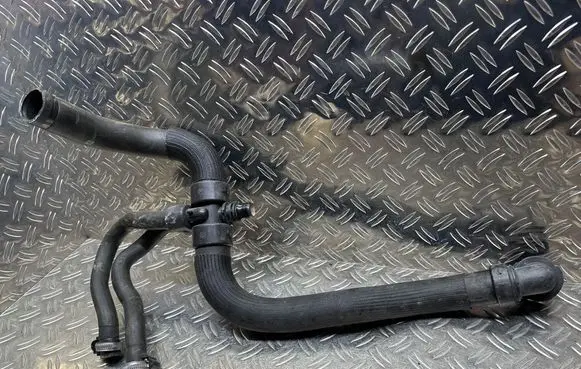 Peugeot Expert Engine coolant pipe/hose