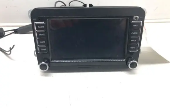Radio/CD/DVD/GPS head unit