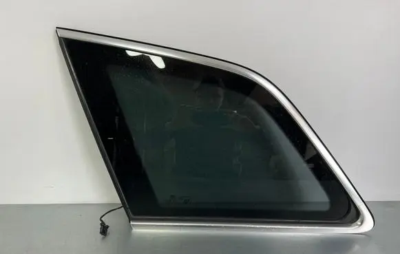 Audi Q7 4M Rear side window 43R004343