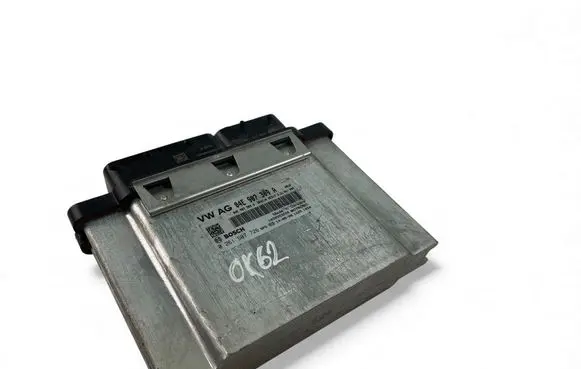 Seat Leon (5F) Engine control unit/module ECU 04E907309A 0261S07726